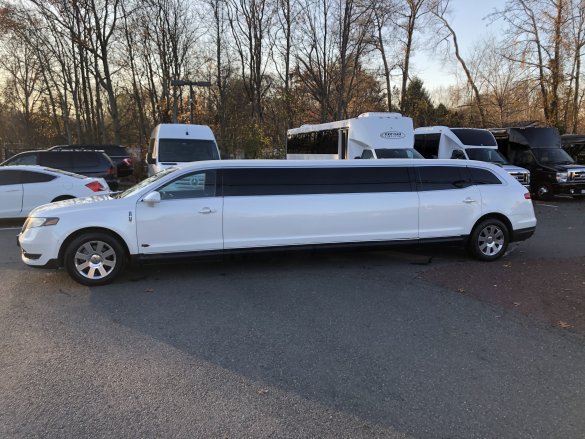 2013 Lincoln MKT 120 5th Door Limousine for Sale in Morganville, NJ - Photo 2