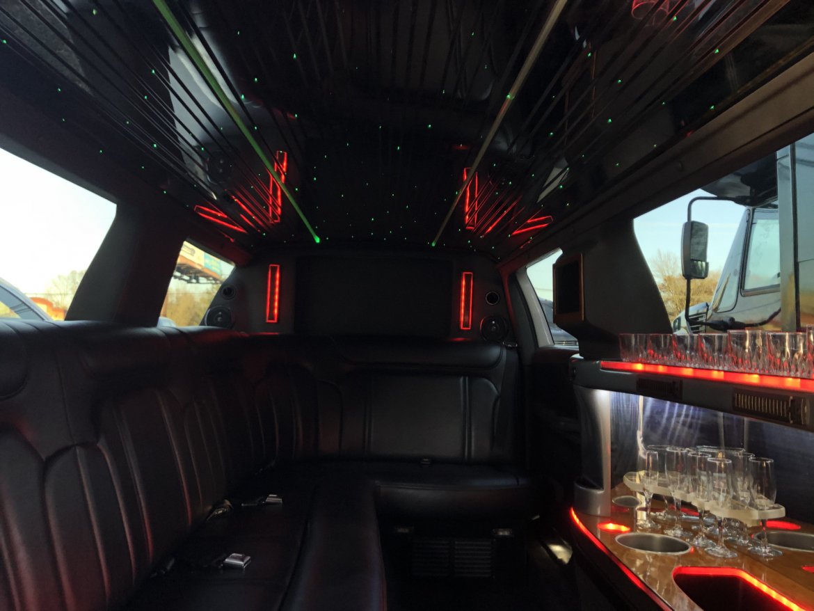 Limousine for Sale in Morganville, NJ - Photo 6
