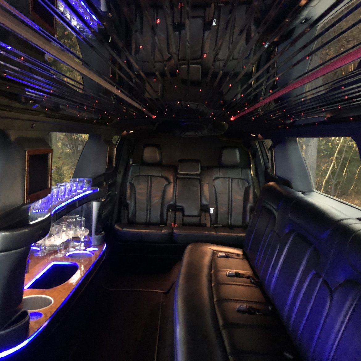 Limousine for Sale in Morganville, NJ - Photo 7
