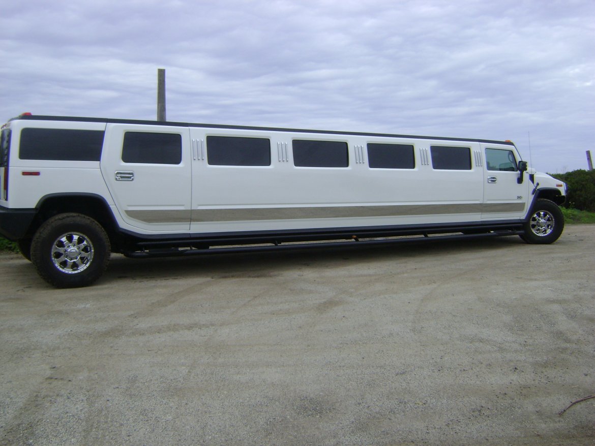 Limousine for sale: 2005 Hummer H2 31&quot; by Tiffany