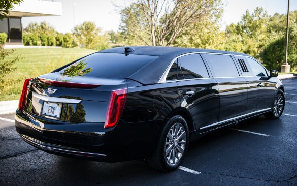 2016 Cadillac XTS Limousine for Sale in Burr Ridge, IL - Photo 2