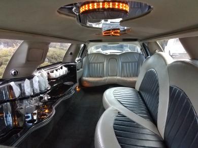 2004 Lincoln  Towncar Limousine