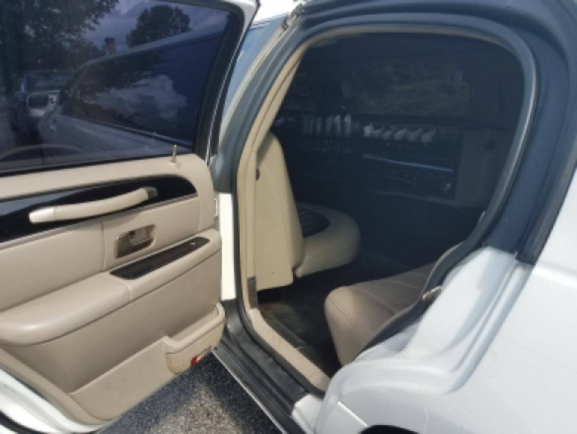 Photo of Limousine for sale: 2004 Lincoln  Towncar