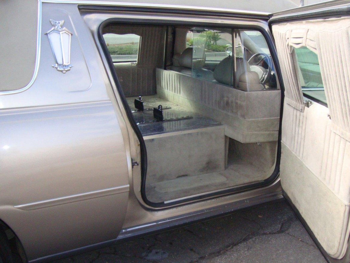 Funeral for Sale in Carson, CA - Photo 12