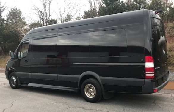 2018 Mercedes-Benz 3500 Executive Coach Executive Shuttle for Sale in Evansville, IN - Photo 3