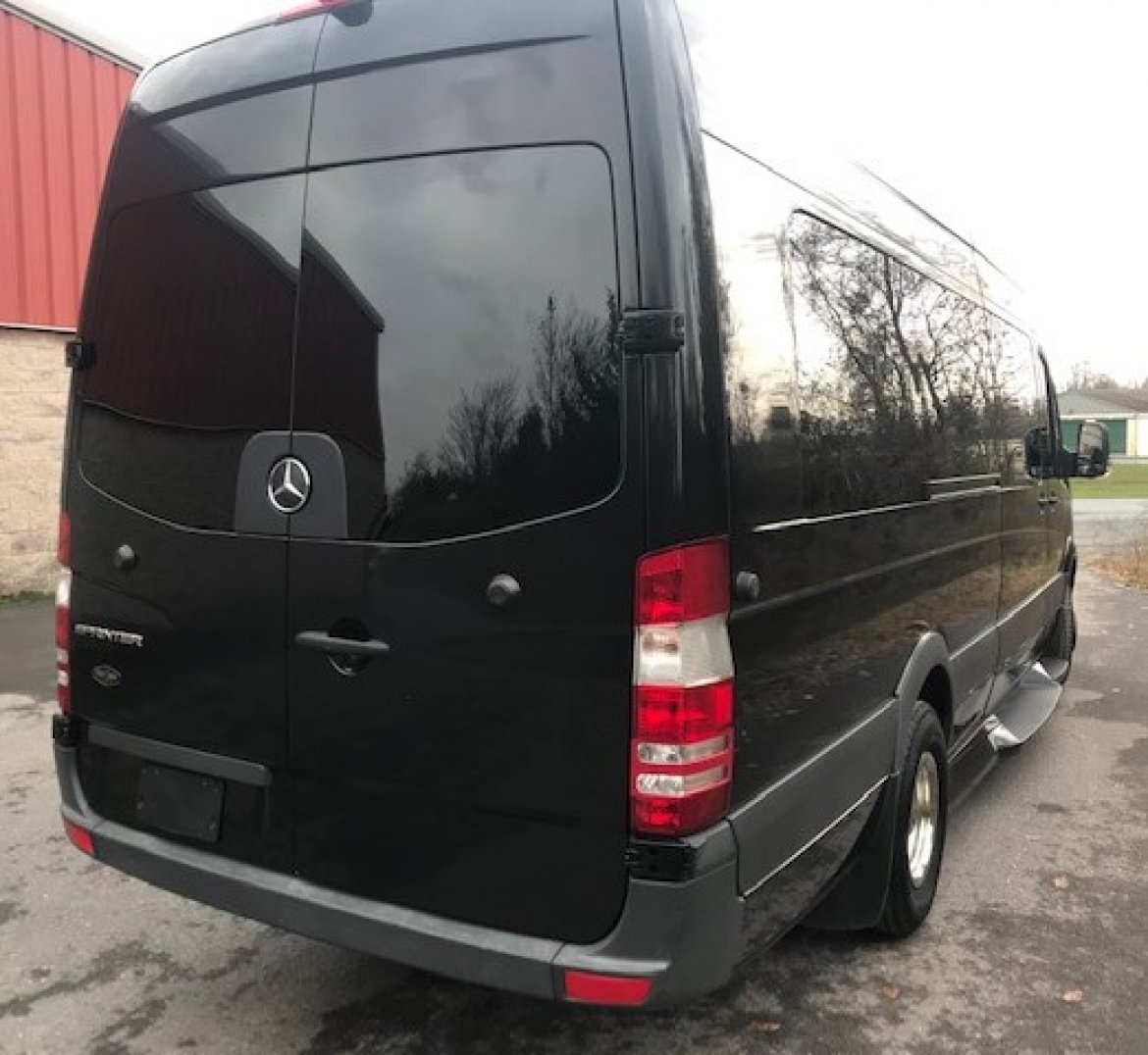 Executive Shuttle for Sale in Evansville, IN - Photo 4