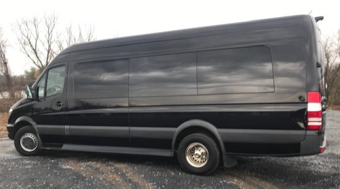 Executive Shuttle for Sale in Evansville, IN - Photo 6