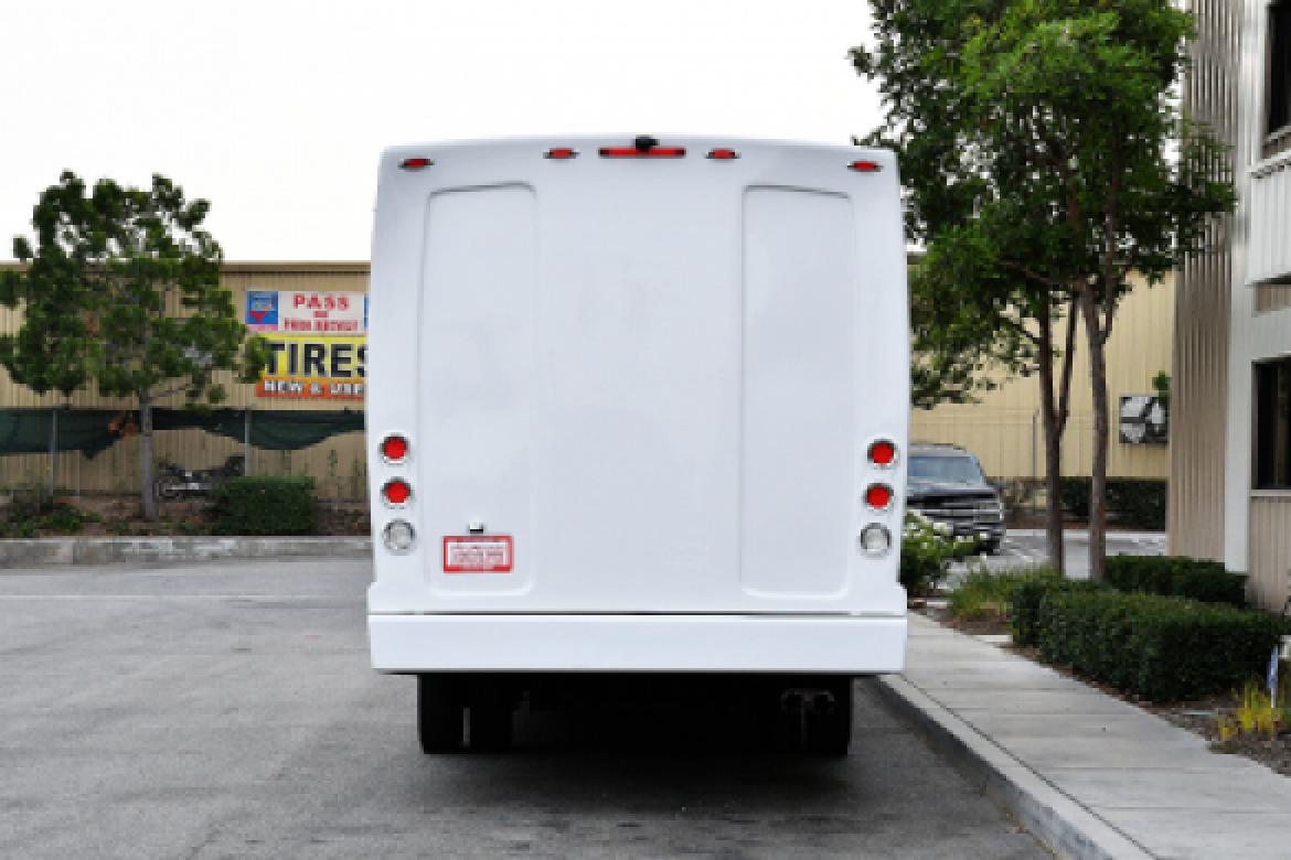 Photo of Limo Bus for sale: 2013 Ford f-550 by Tiffany