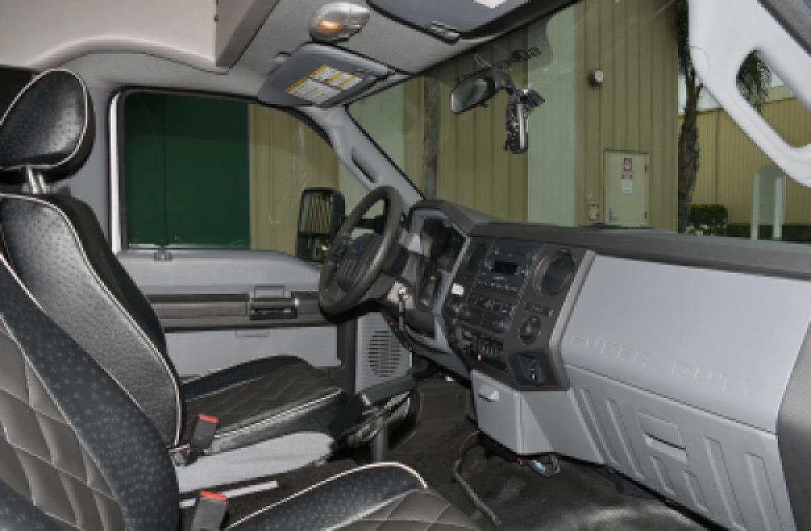 Photo of Limo Bus for sale: 2013 Ford f-550 by Tiffany