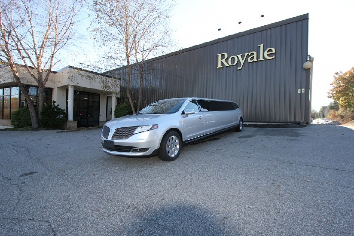 Limousine for Sale in Haverhill, MA - Photo 5