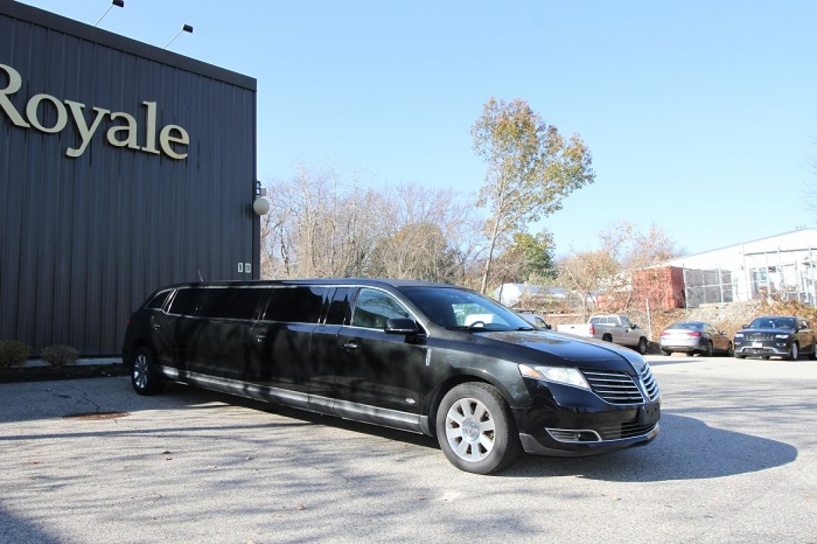 Limousine for Sale in Haverhill, MA - Photo 10