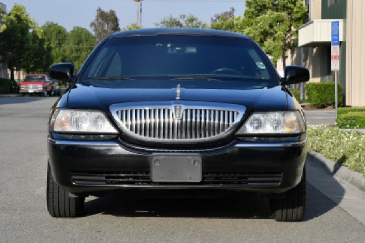 Used 2010 Lincoln town car for sale WS10414 We Sell Limos