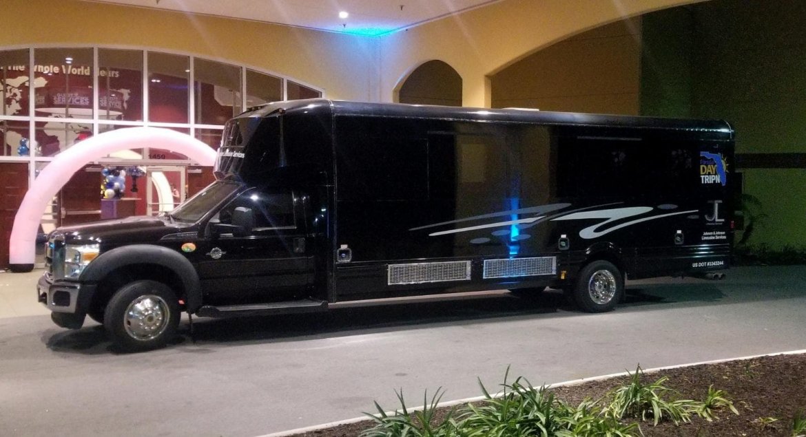 Limo Bus for sale: 2014 Glaval Bus ford 550 33&quot; by lge