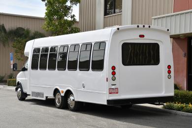 2001 Chevrolet 3500 Limo Bus for Sale in Fontana, California, US - Photo 4