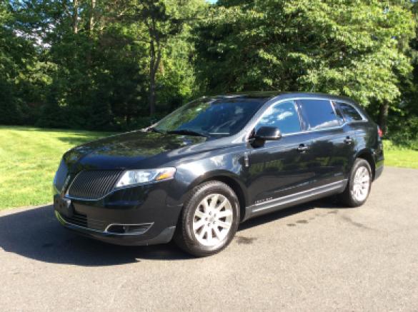 2013 Lincoln MKT SUV for Sale in Bordentown, NJ - Main Photo