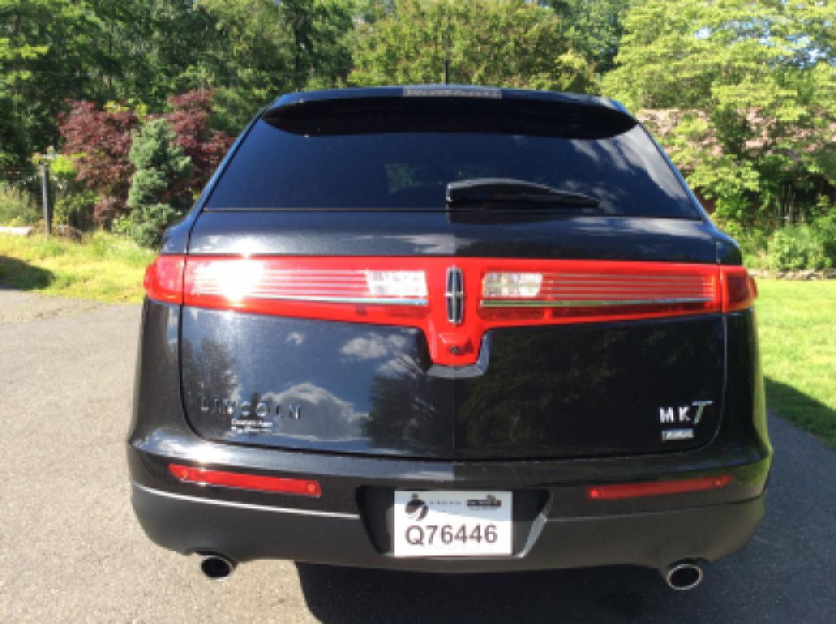 Photo of SUV for sale: 2013 Lincoln MKT by Lincoln