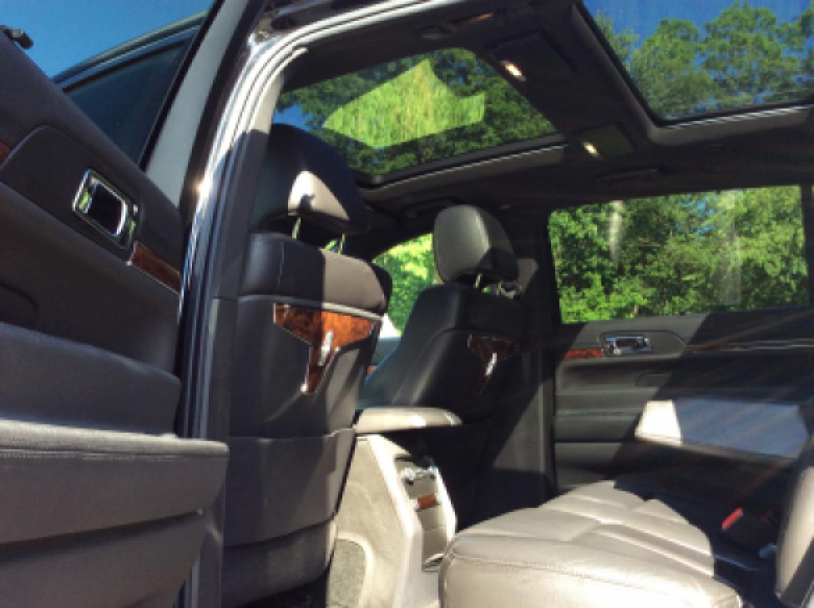 Photo of SUV for sale: 2013 Lincoln MKT by Lincoln