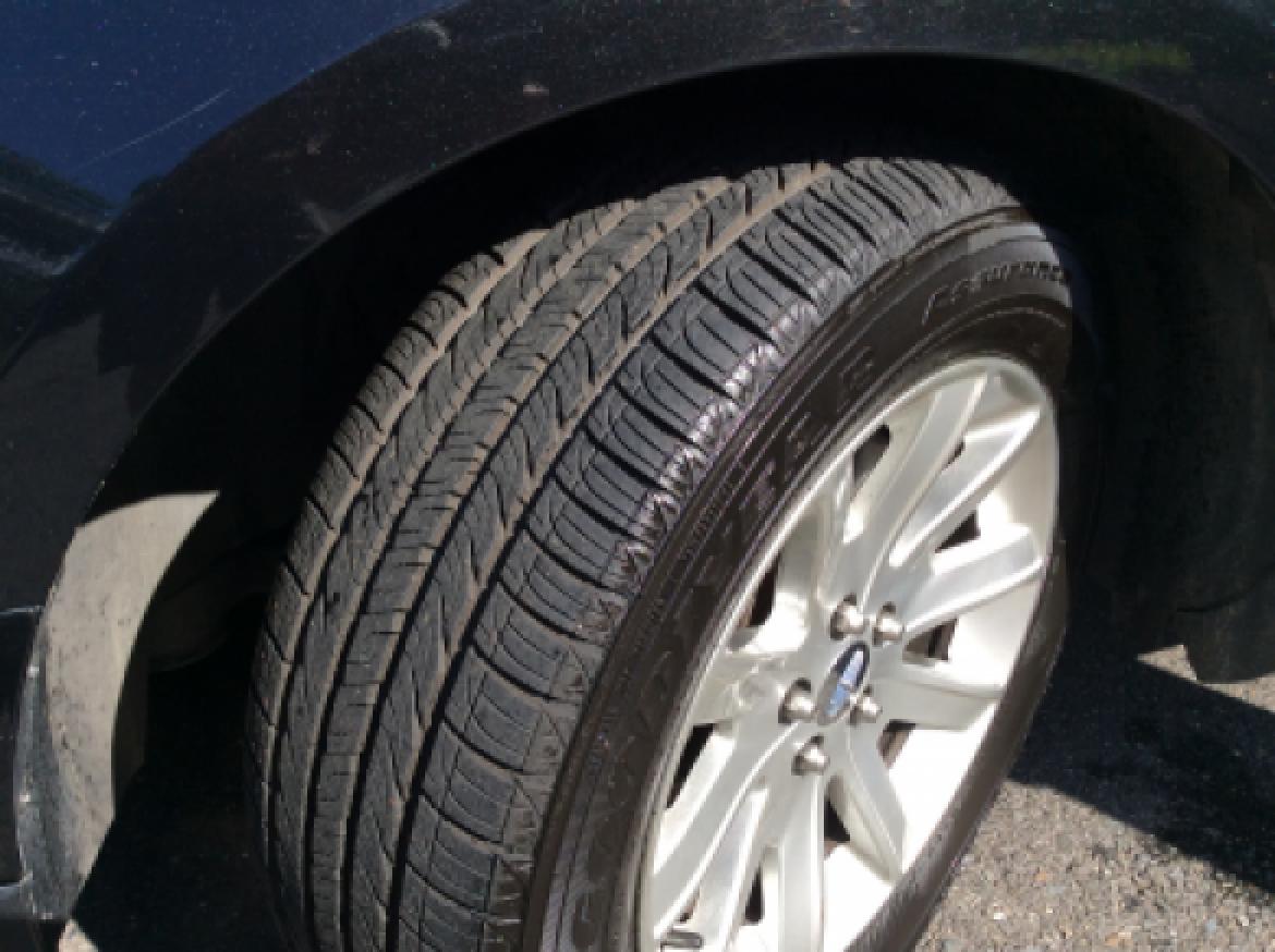 Photo of SUV for sale: 2013 Lincoln MKT by Lincoln