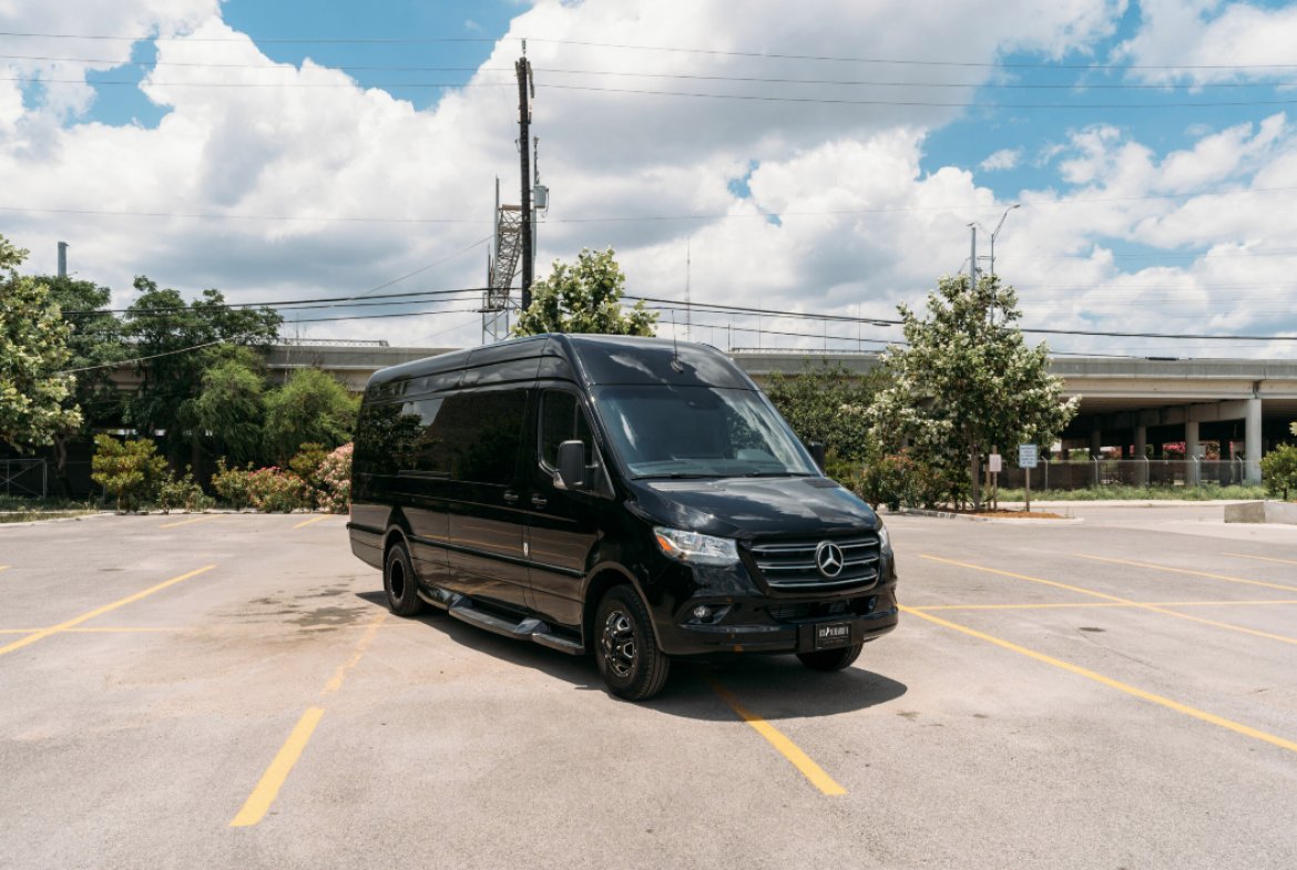Sprinter for Sale in San Antonio, TX - Photo 13