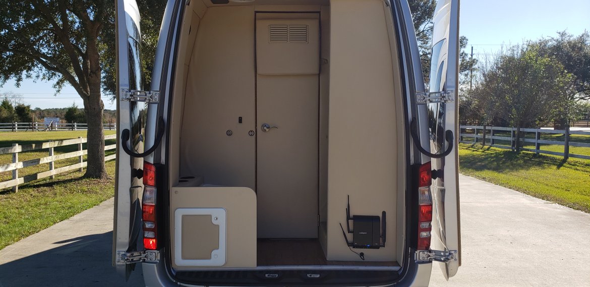 Sprinter for Sale in Houston, TX - Photo 9