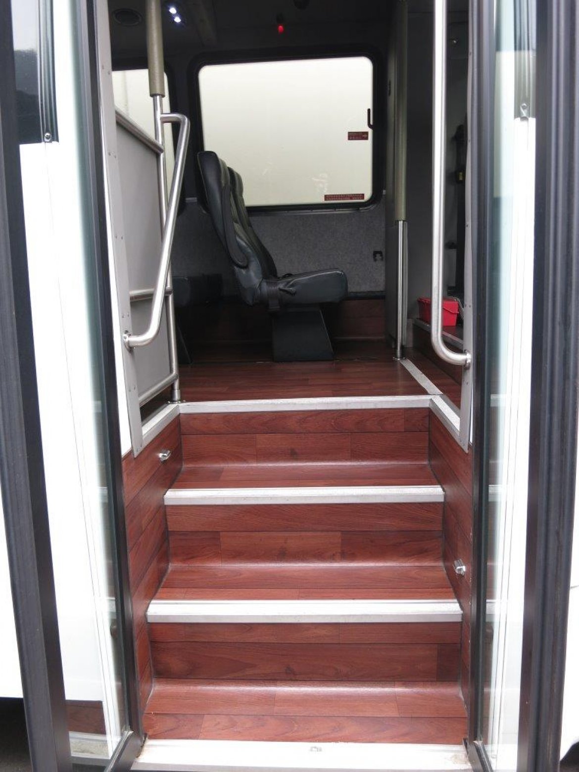 Shuttle Bus for Sale in CARSON, CA - Photo 22
