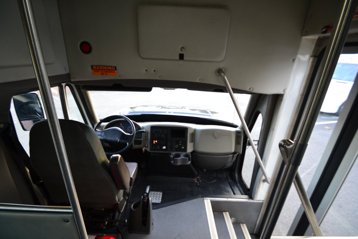 Shuttle Bus for Sale in Morganville, NJ - Photo 19