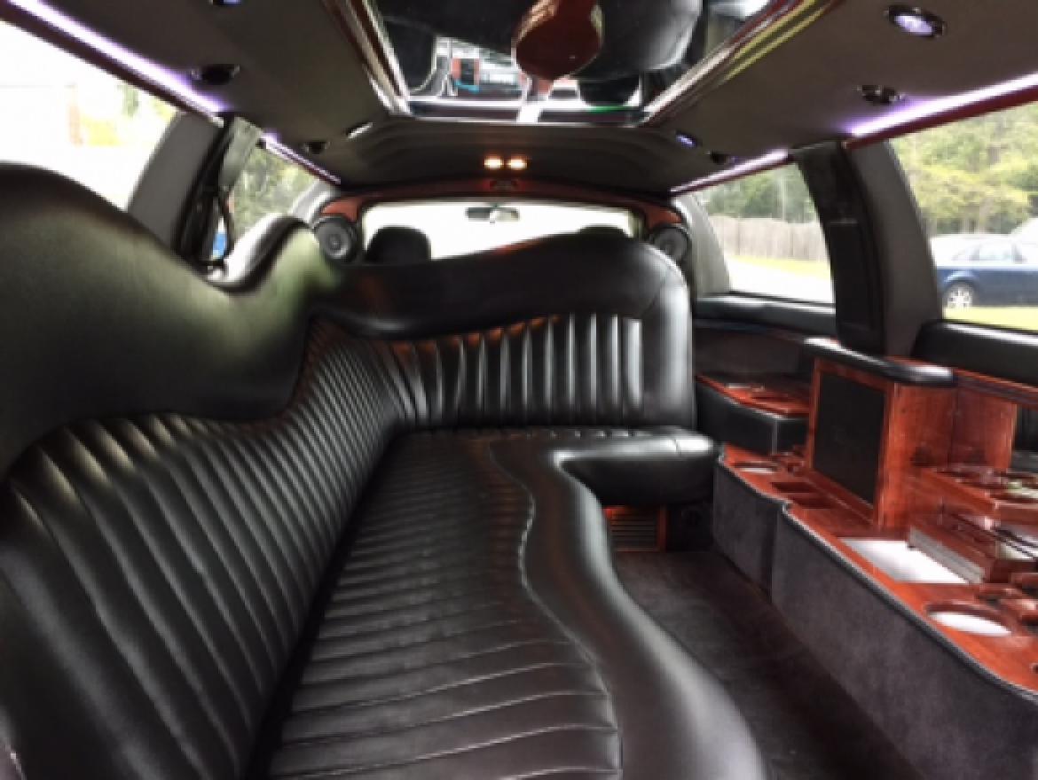Photo of Limousine for sale: 2007 Lincoln   Town Car 120&quot; by DaBryan Coach Builders
