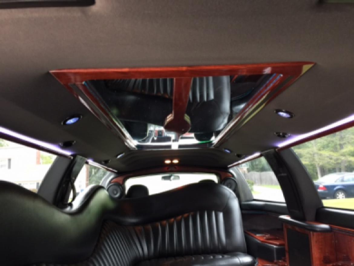 Photo of Limousine for sale: 2007 Lincoln   Town Car 120&quot; by DaBryan Coach Builders