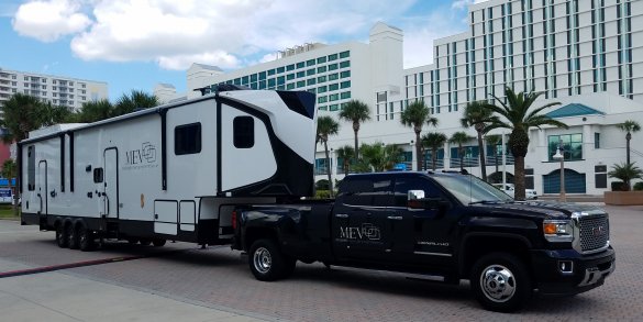 2017 GMC Nitro XLR Limo Bus for Sale in ORMOND BEACH, FL - Photo 3