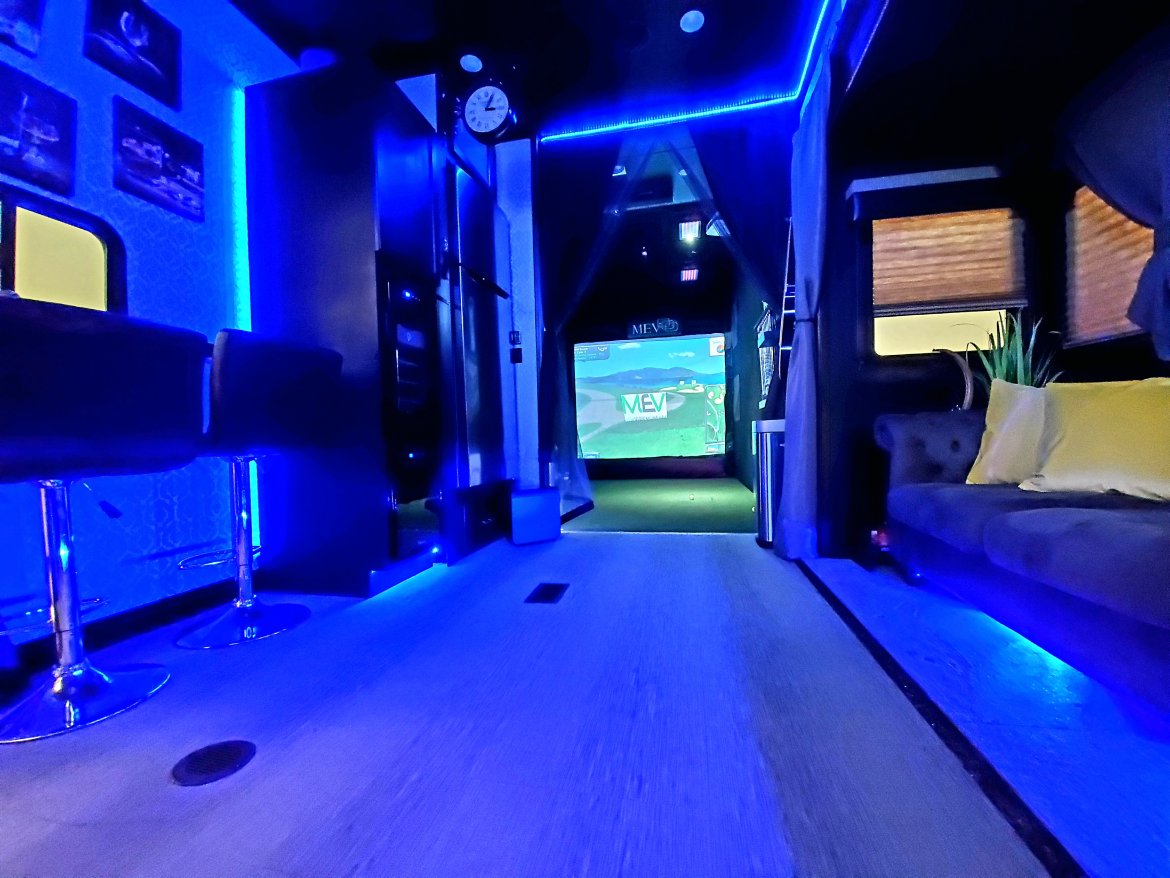 Limo Bus for Sale in ORMOND BEACH, FL - Photo 12