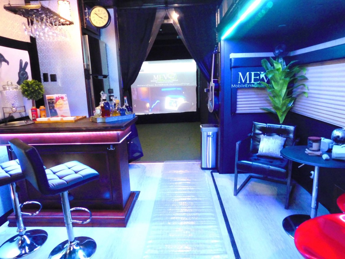 Limo Bus for Sale in ORMOND BEACH, FL - Photo 18
