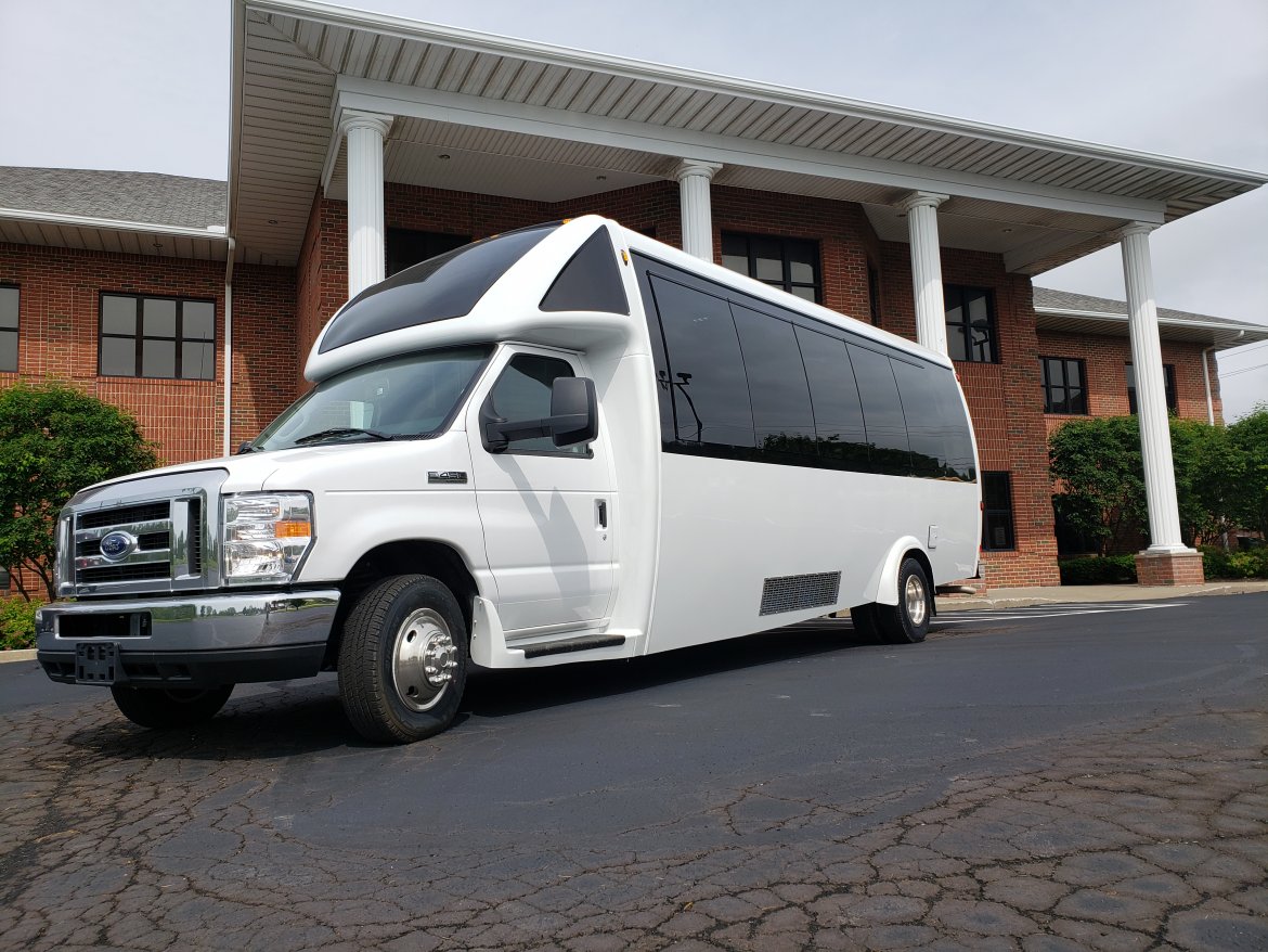 Shuttle Bus for sale: 2019 Ford E450 275&quot; by Global Motor Coach