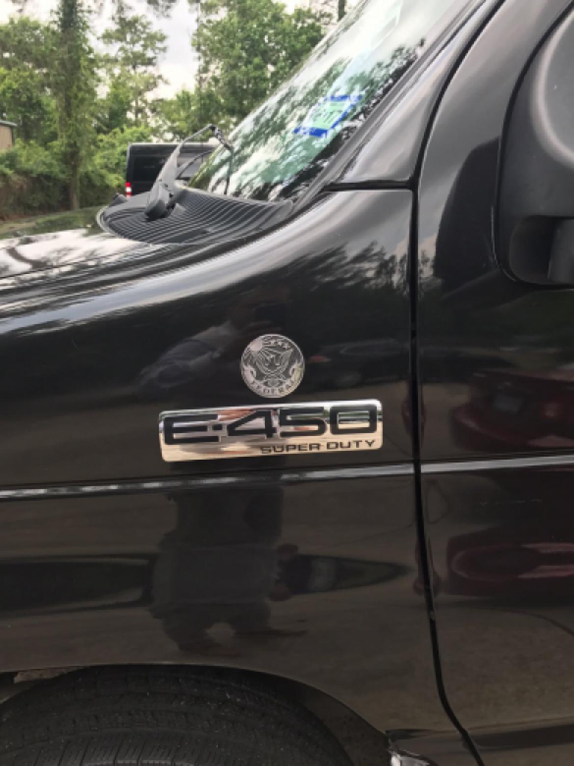 Photo of Shuttle Bus for sale: 2012 Ford E-450 Econoline by Federal Coach