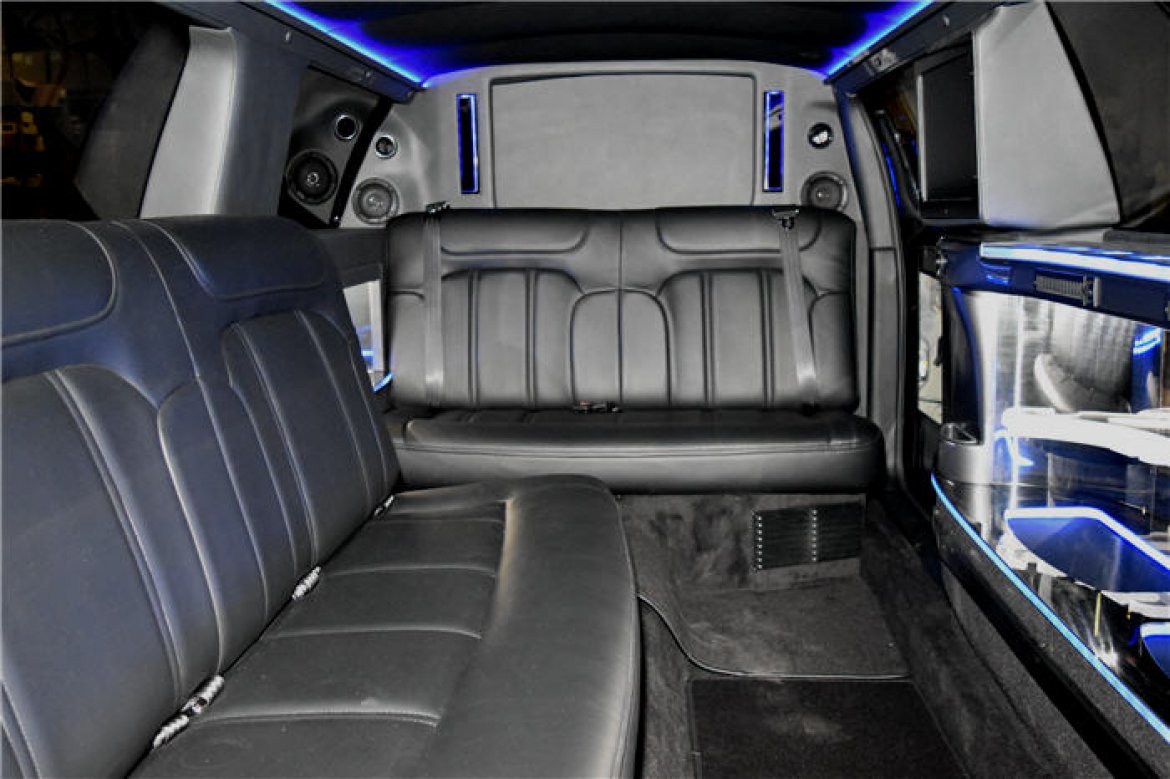Limousine for Sale in Haverhill, MA - Photo 3