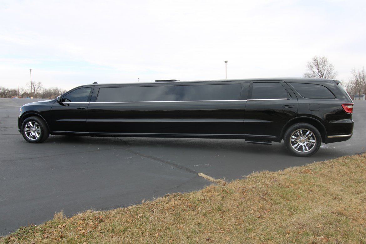 Limousine for Sale in Springfield, MO - Photo 7