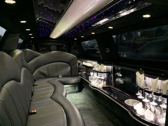 2019 Lincoln MKT 120 Limousine for Sale in Morganville, NJ - Main Photo