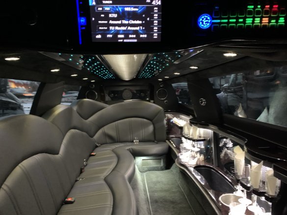 2019 Lincoln MKT 120 Limousine for Sale in Morganville, NJ - Photo 2