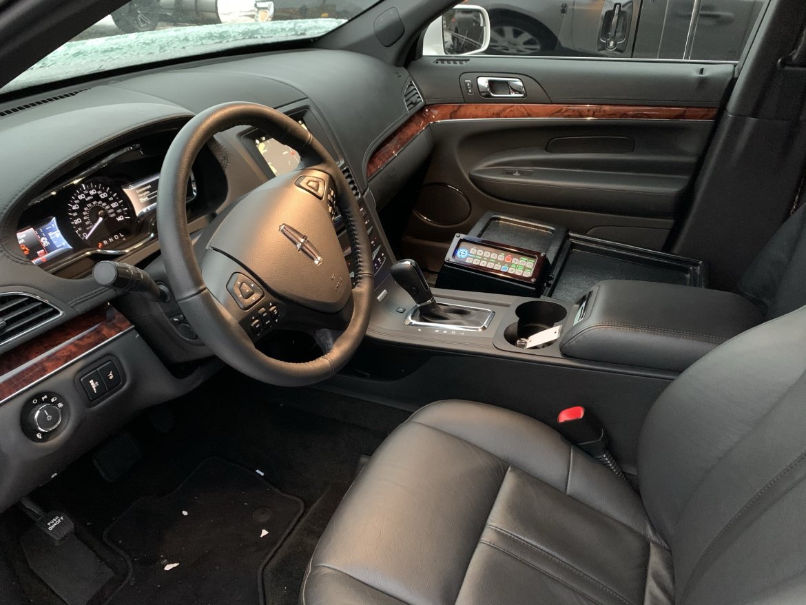 Limousine for Sale in Morganville, NJ - Photo 7