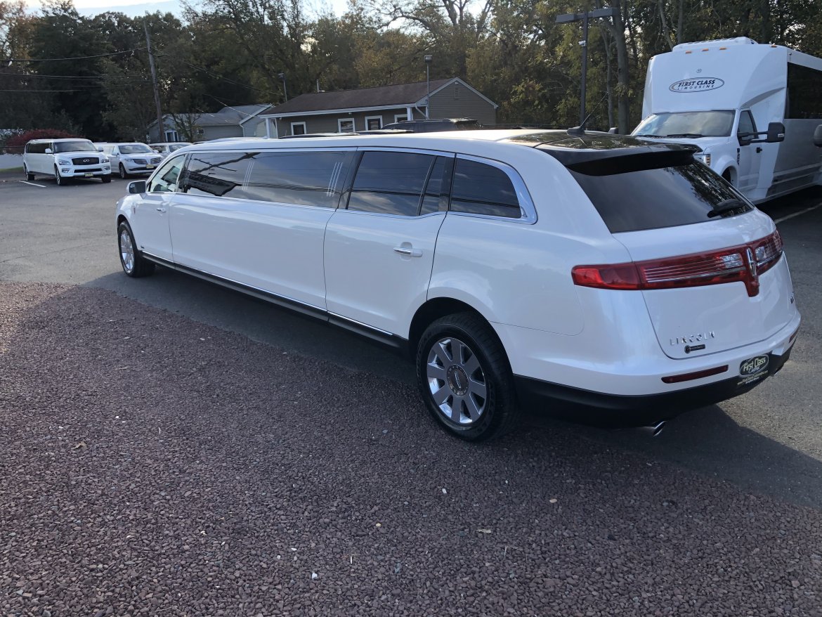 Limousine for Sale in Morganville, NJ - Photo 12