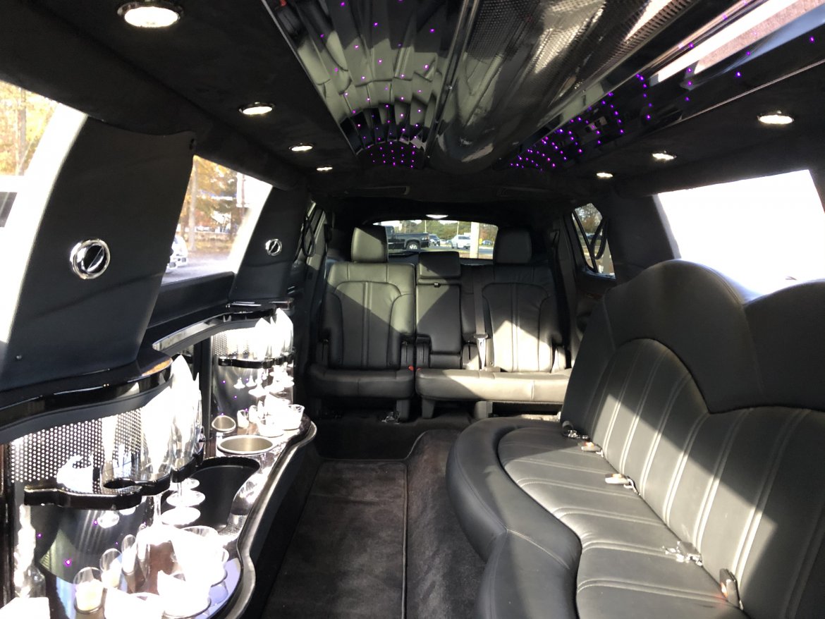 Limousine for Sale in Morganville, NJ - Photo 19
