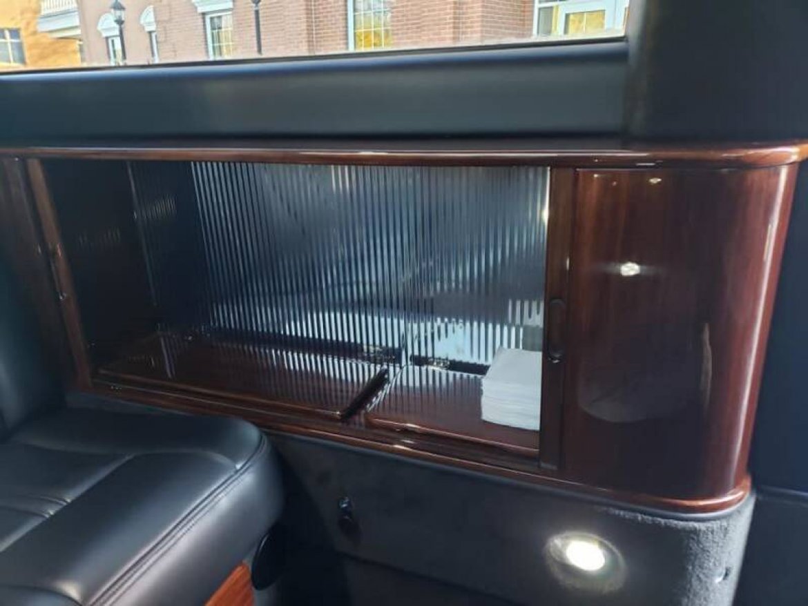 Limousine for Sale in SOUTH WINDSOR, CT - Photo 13