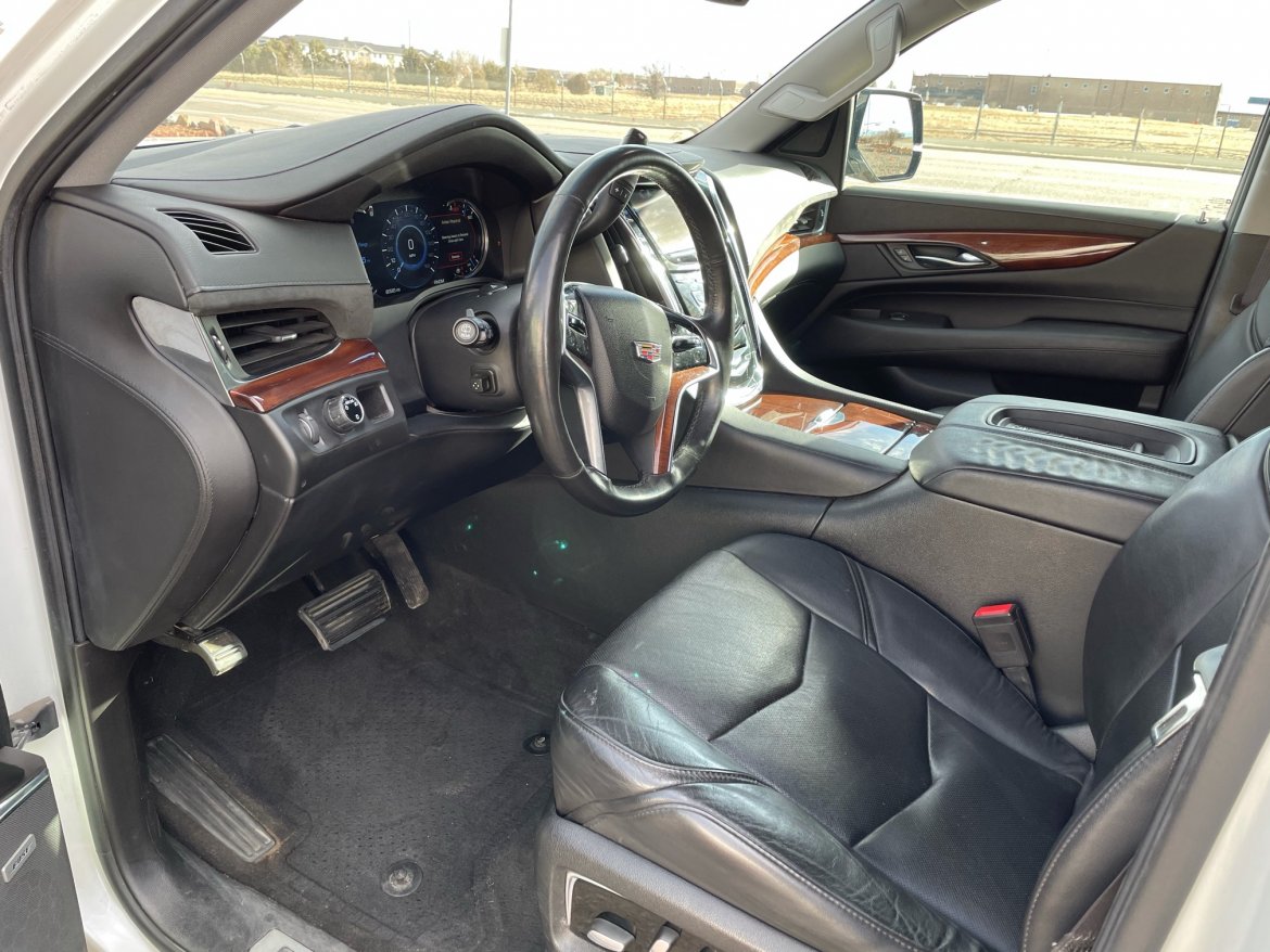SUV Stretch for Sale in Aurora, CO - Photo 7