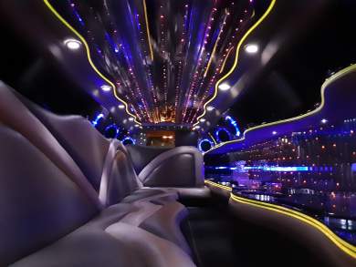 2007 Lincoln Town Car Limousine for Sale in Colonial Heights, VA - Photo 2