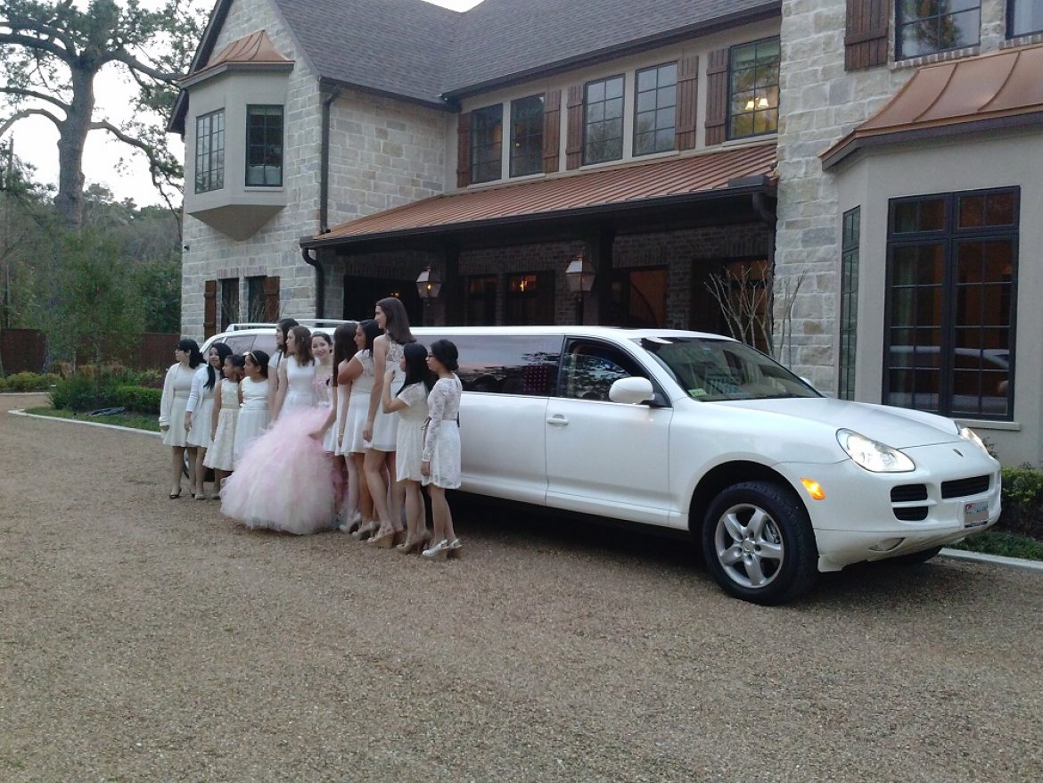 SUV Stretch for Sale in South Houston, TX - Photo 14