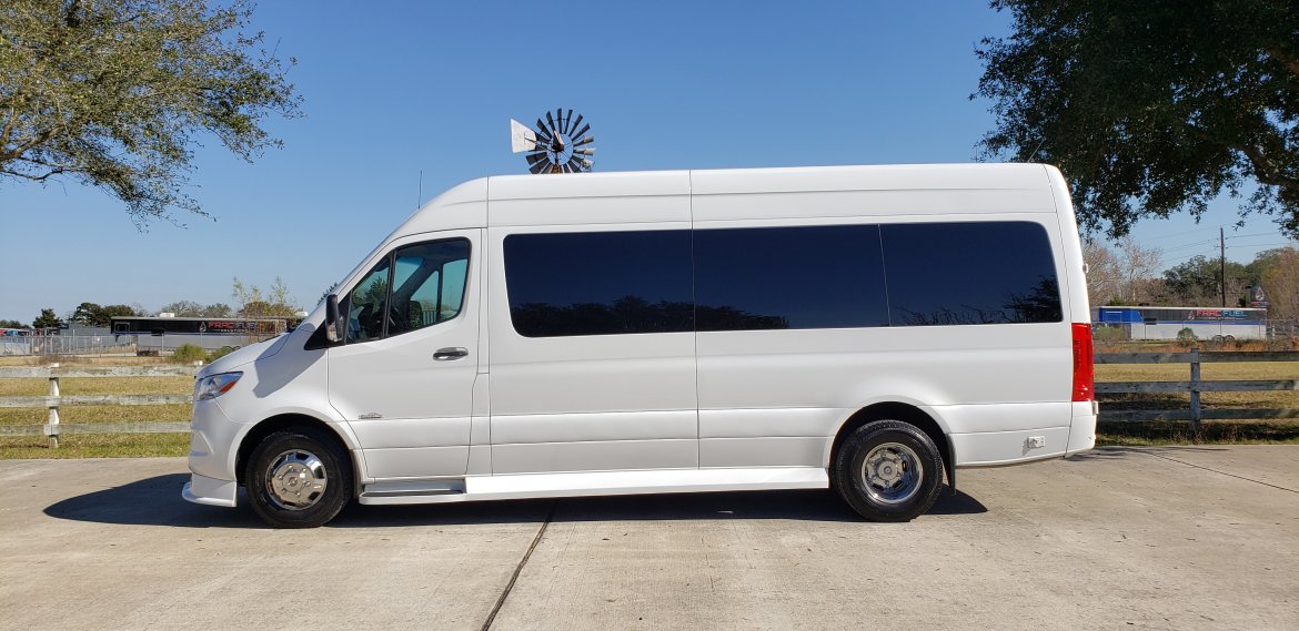 Sprinter for Sale in Houston, TX - Photo 4