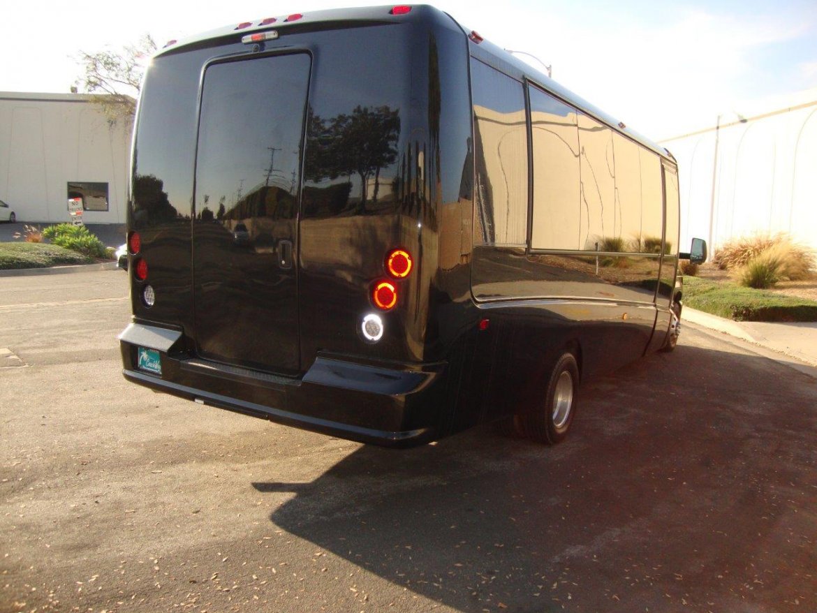 Limo Bus for Sale in CARSON, CA - Photo 9