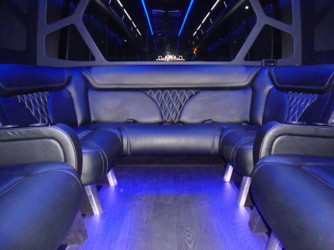 Limo Bus for Sale in CARSON, CA - Photo 15