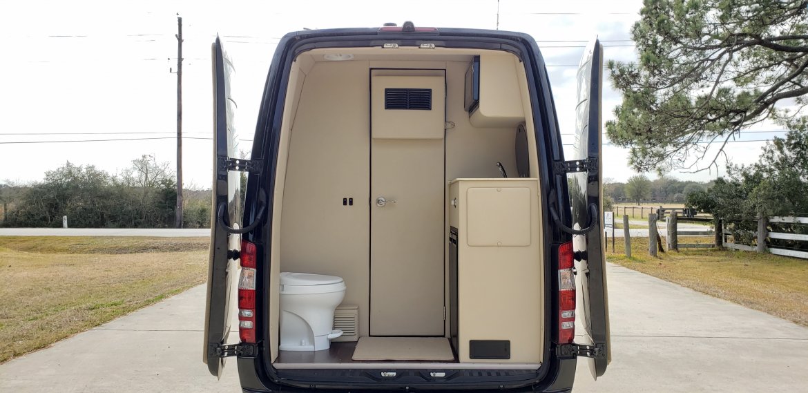 Sprinter for Sale in Houston, TX - Photo 9