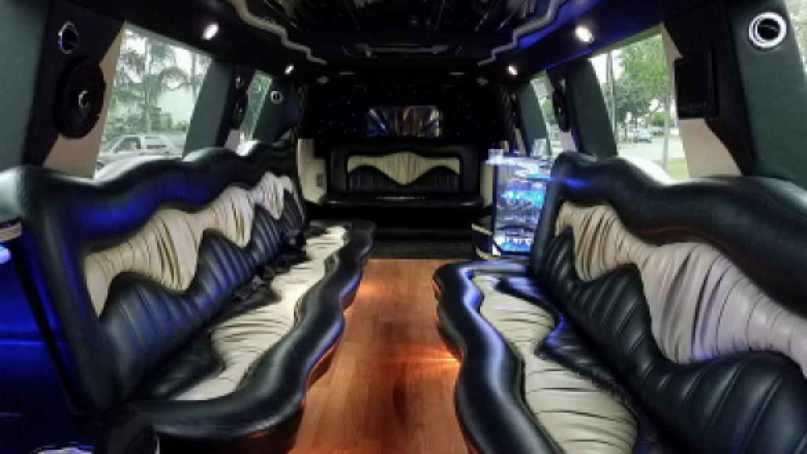 Photo of SUV Stretch for sale: 2007 Cadillac Escalade 200" by Moonlight