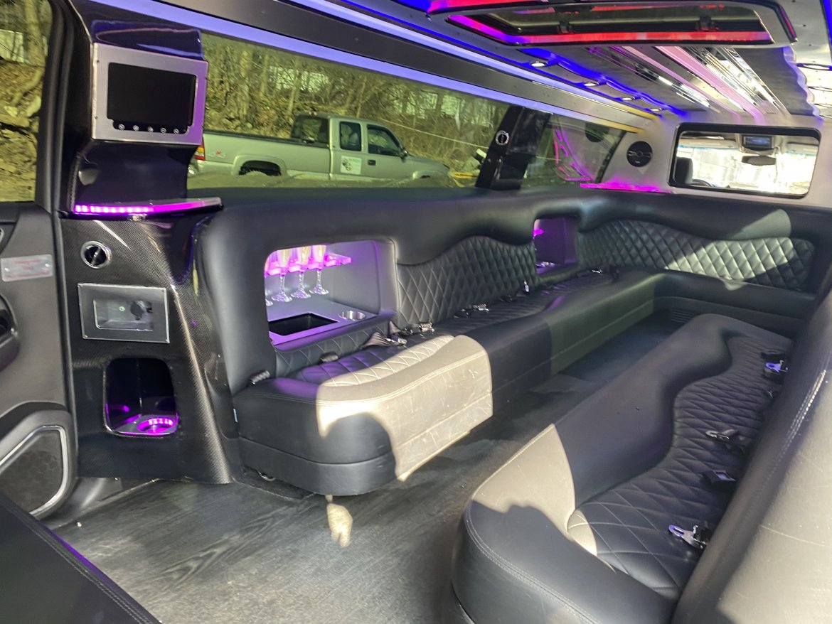SUV Stretch for Sale in Mahopac, NY - Photo 5